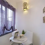 Отель B&B Sorrento Central 3*