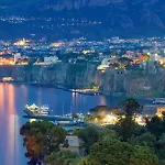 B&B Sorrento Central Отель 3*